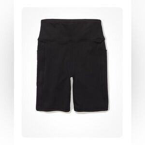American Eagle Everything Pocket Biker Shorts